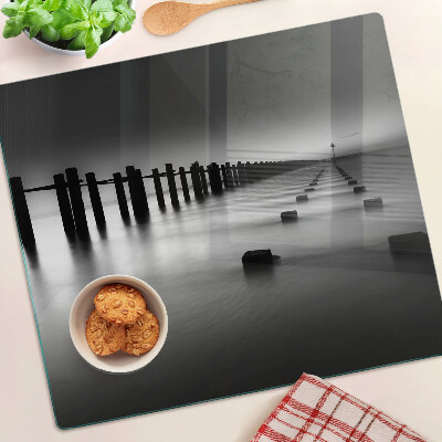 Tábua para corte O cais em preto e branco