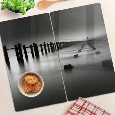 Tábua para corte O cais em preto e branco