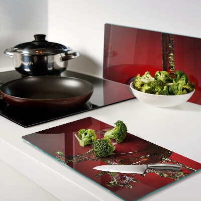 Tábua para corte Maçã vermelha com água