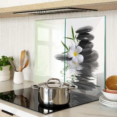 Tábua para cozinha Flores e pedras na água