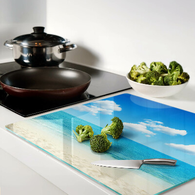 Tábua para corte Praia com céu azul