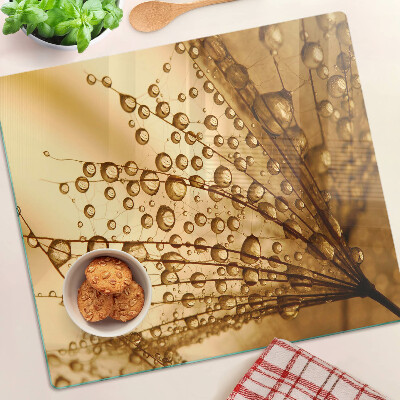 Tábua para corte Gotas de água em uma planta