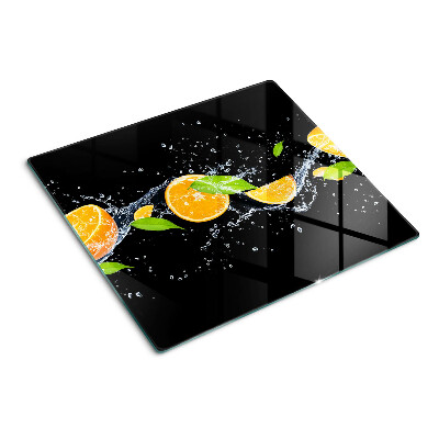 Tábua para corte Frutas cítricas em água