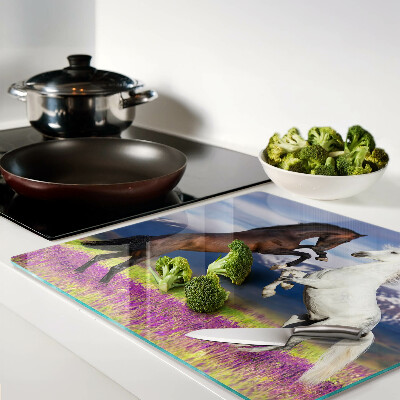 Tábua para cozinha Cavalos com montanhas e flores ao fundo