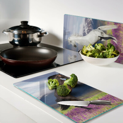 Tábua para cozinha Cavalos com montanhas e flores ao fundo