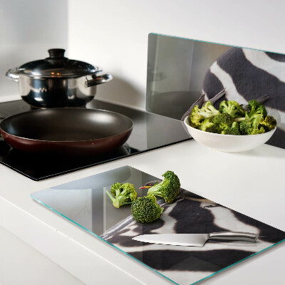 Tábua para corte Pássaros em uma zebra