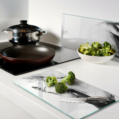 Tábua para corte Cavalo em preto e branco