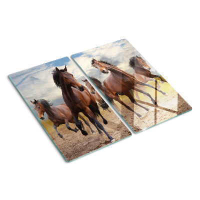 Tábua para corte Cavalos correndo no pasto