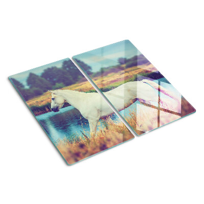 Tábua para corte Cavalo branco na água