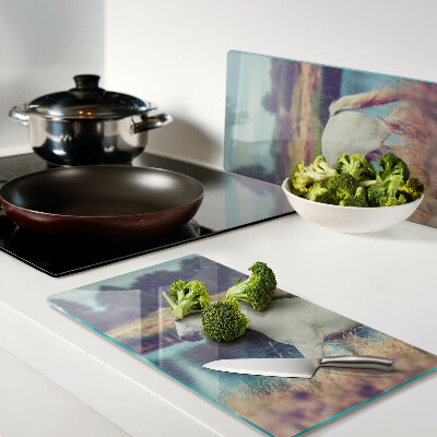 Tábua para corte Cavalo branco na água