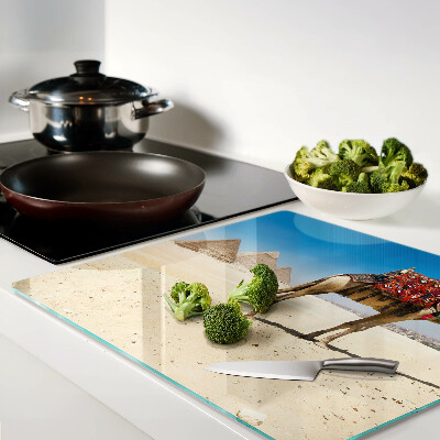 Tábua para cozinha Pirâmides e um camelo no deserto