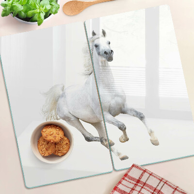 Tábua para corte Cavalo branco em movimento