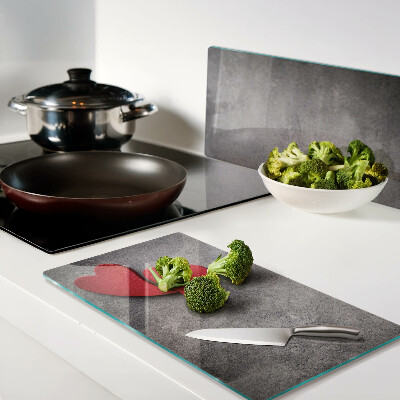 Tábua para cozinha Coração no fundo da janela