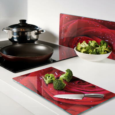 Tábua para corte Rosa vermelha com gotas de água