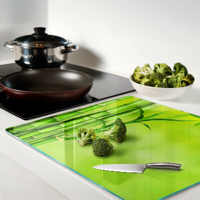Tábua para cozinha Bambu em fundo verde