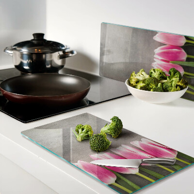 Tábua para cozinha Tulipas em um fundo cinza