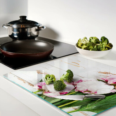 Tábua para cozinha Flores de peônia em um fundo de madeira