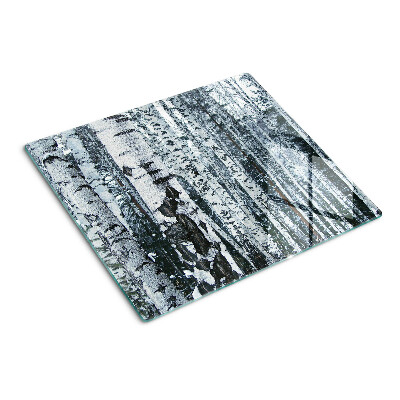 Tábua para corte Floresta de bétulas em paisagem de inverno