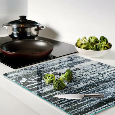 Tábua para corte Floresta de bétulas em paisagem de inverno