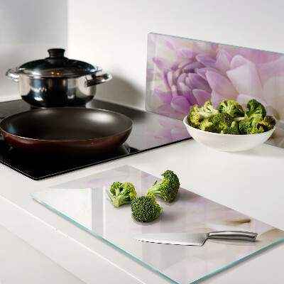 Tábua para cozinha Um arranjo floral em tons de roxo