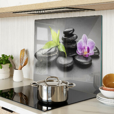 Tábua para corte Pedras e orquídeas ao fundo