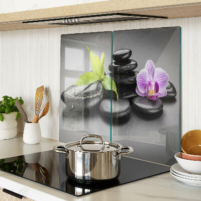 Tábua para corte Pedras e orquídeas ao fundo