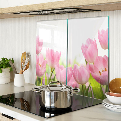 Tábua para corte Tulipas cor de rosa no jardim