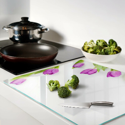 Tábua para cozinha Tulipas em um fundo branco