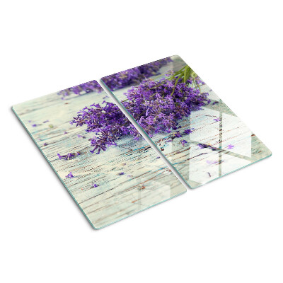Tábua para cozinha Lavanda em um fundo de madeira