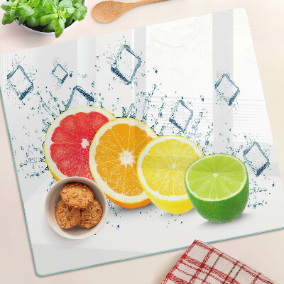 Tábua para corte Frutas cítricas em fatias coloridas