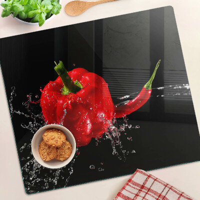 Tábua para corte Pimenta vermelha na água