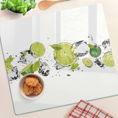 Tábua para corte Limões e gelo na água