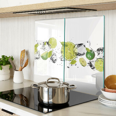 Tábua para corte Limões e gelo na água