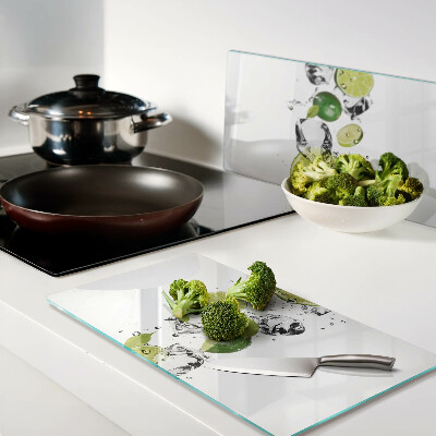 Tábua para corte Limões e gelo na água