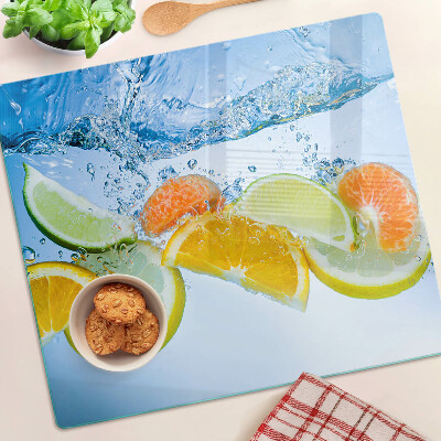 Tábua para corte Frutas cítricas em água