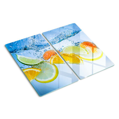Tábua para corte Frutas cítricas em água