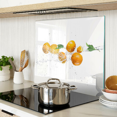 Tábua para corte Frutas cítricas com água