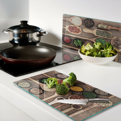 Tábua para cozinha Especiarias e ervas em colheres