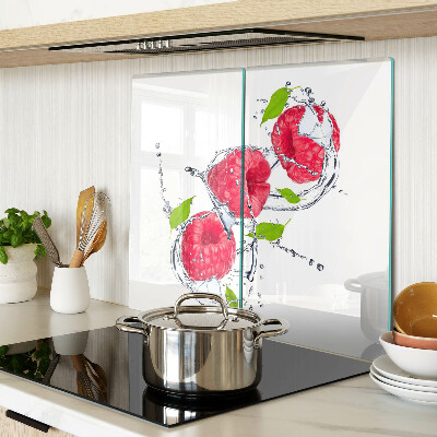 Tábua para corte Framboesas em água com folhas