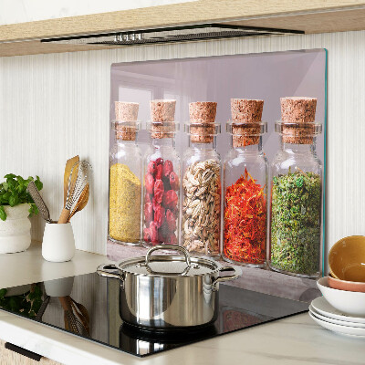 Tábua para corte Especiarias em potes de vidro