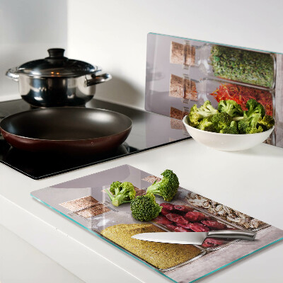 Tábua para corte Especiarias em potes de vidro