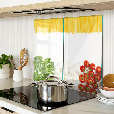 Tábua para corte Macarrão com ervas e tomates