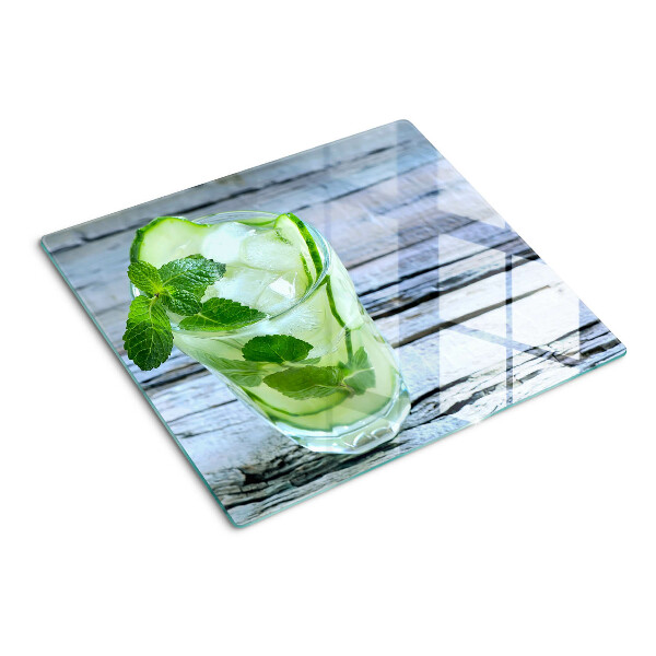 Tábua para corte Um coquetel refrescante com hortelã