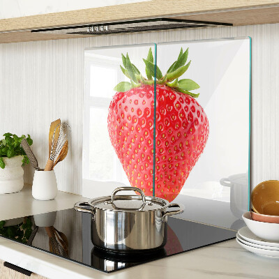 Tábua para corte Morango em fundo branco