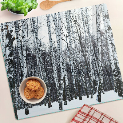 Tábua para corte Floresta de inverno com bétulas