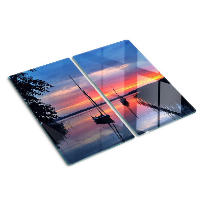Tábua para corte Pôr do sol sobre o lago