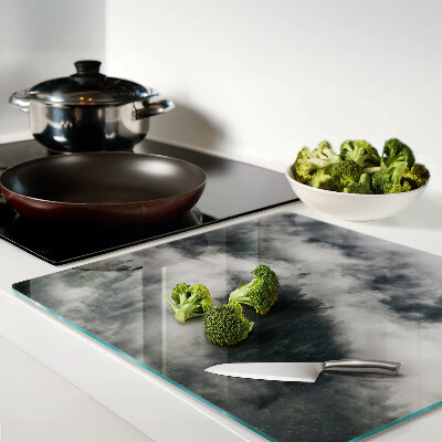 Tábua para corte Montanhas nas nuvens