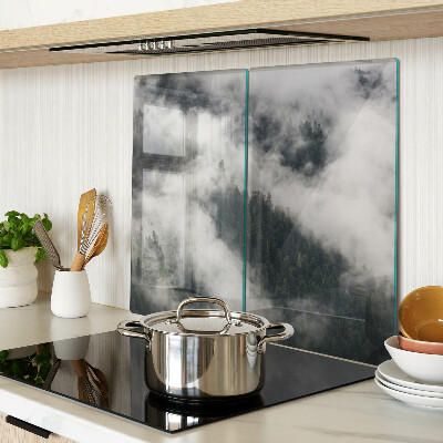 Tábua para corte Montanhas nas nuvens