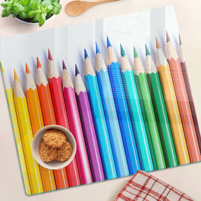 Tábua para cozinha Lápis de cor em uma fileira