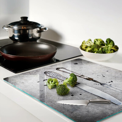 Tábua para corte Talheres em fundo de concreto